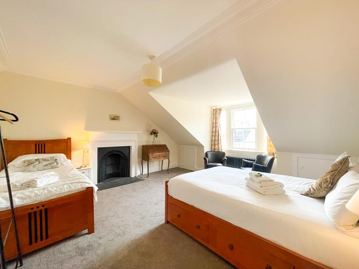 Remarkable 5Br Townhouse With Garden, Sleeps 12 Edinburgh Exterior photo