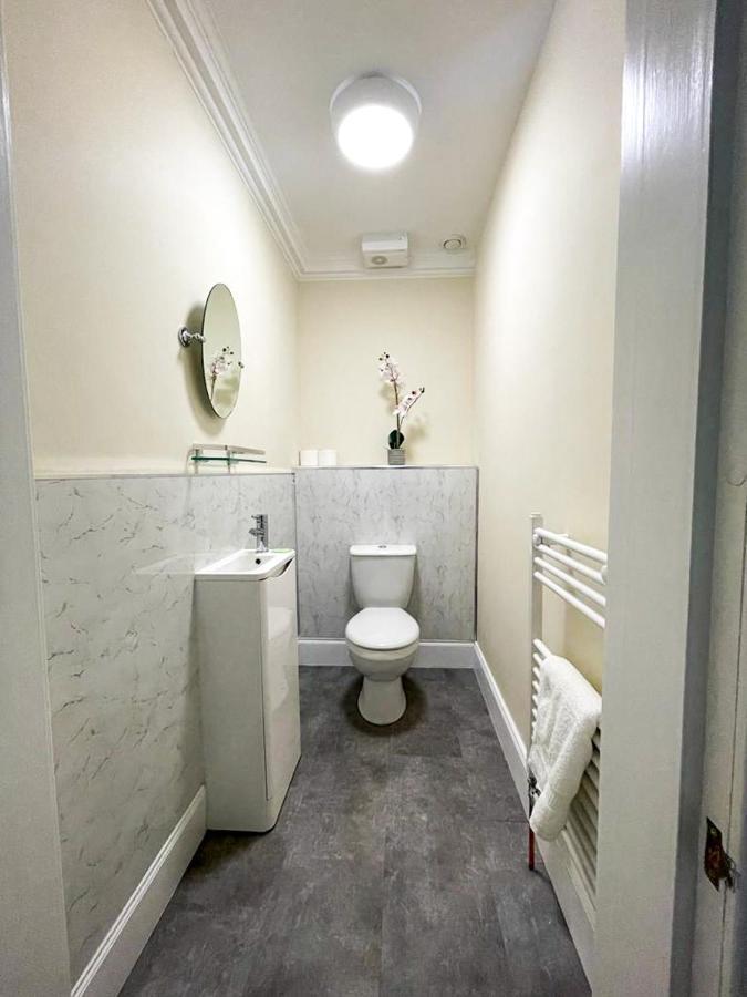 Remarkable 5Br Townhouse With Garden, Sleeps 12 Edinburgh Exterior photo