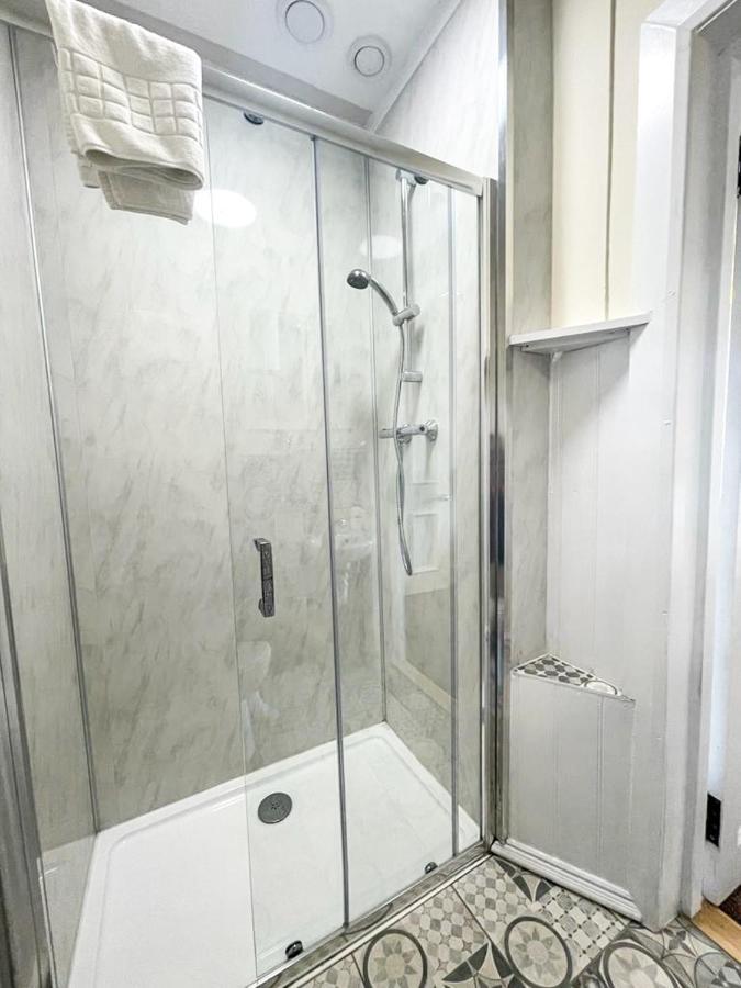 Remarkable 5Br Townhouse With Garden, Sleeps 12 Edinburgh Exterior photo