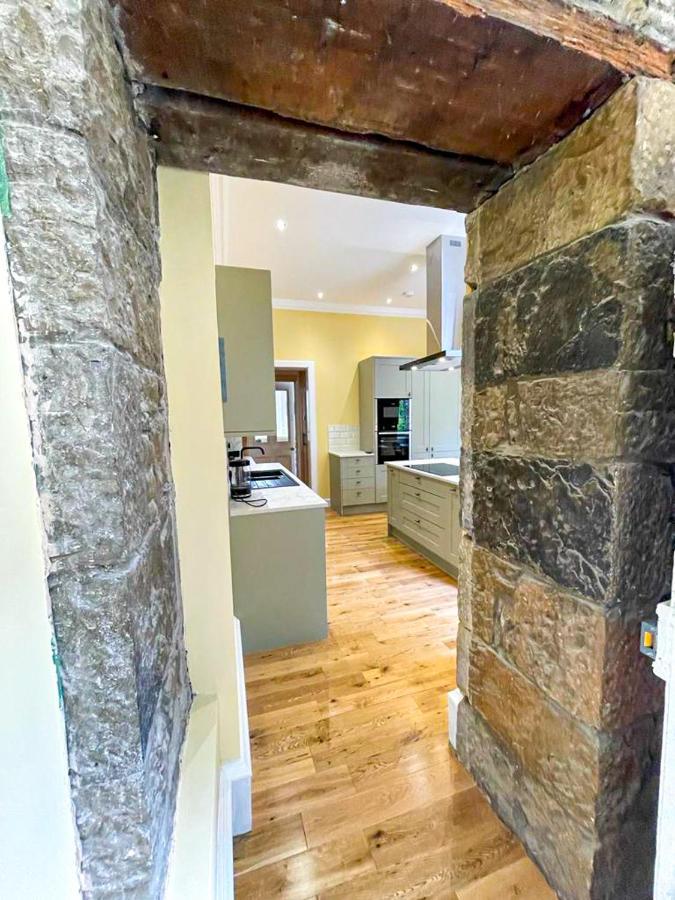 Remarkable 5Br Townhouse With Garden, Sleeps 12 Edinburgh Exterior photo